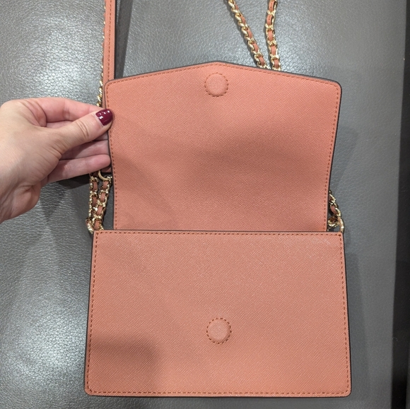 Tory Burch, Robinson Convertible Shoulder Bag - Picture 5 of 11